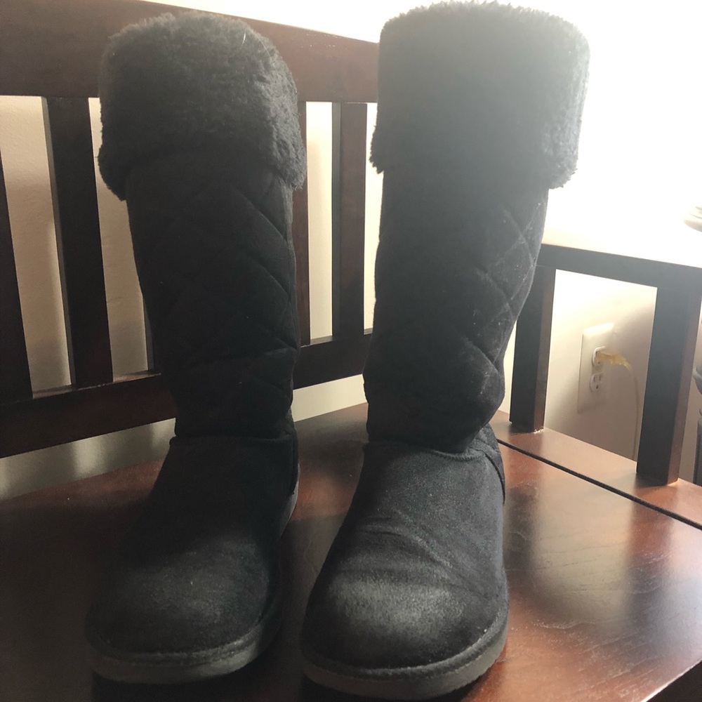 Black women’s cozy boots